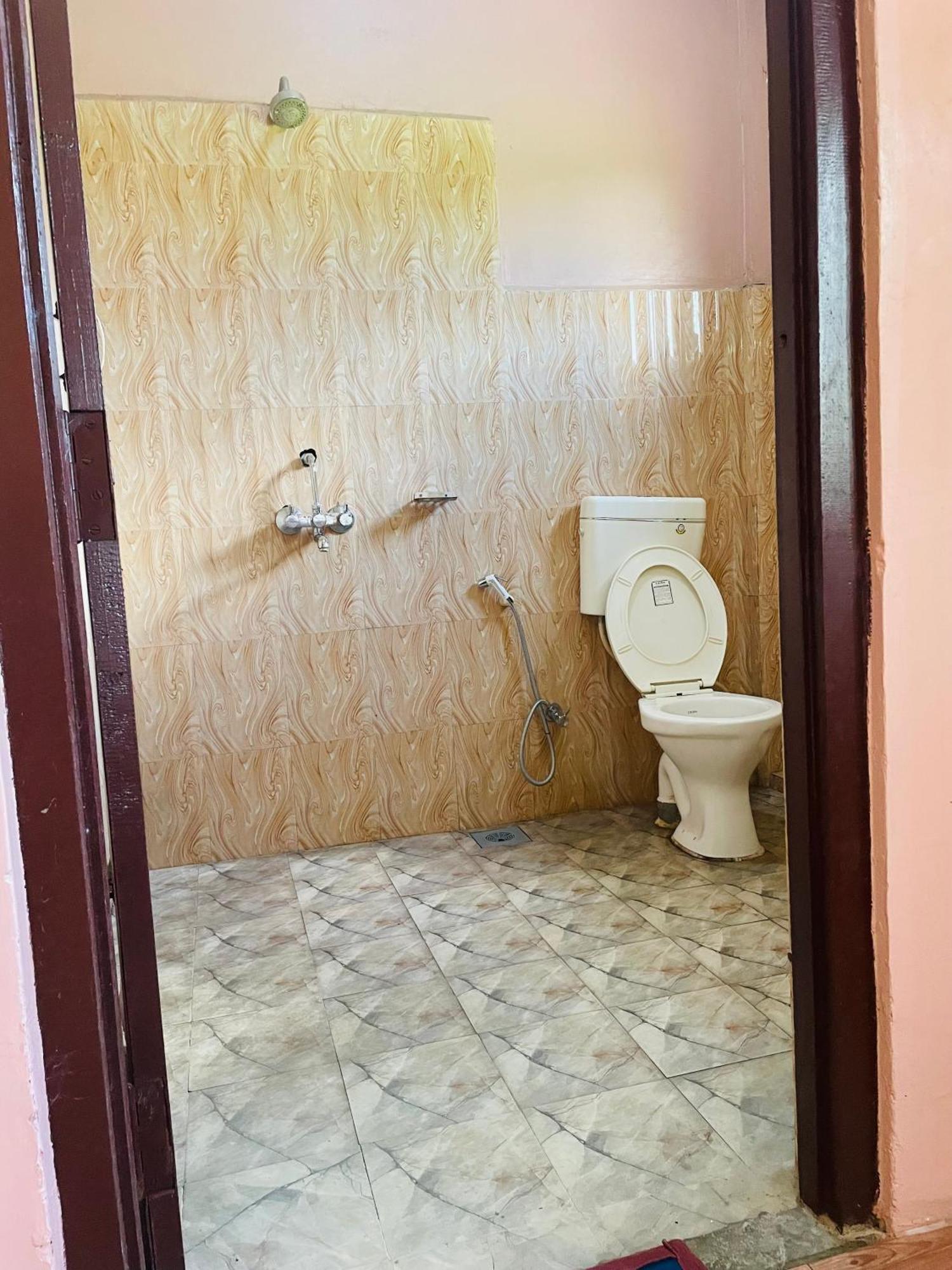 סאורהה Hotel Tree Tops מראה חיצוני תמונה